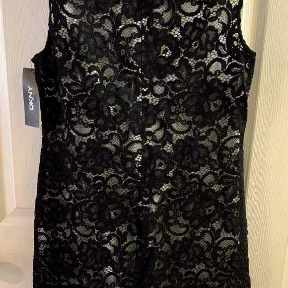 495.00 DKNY GORGEOUS DESIGNER BLACK LABEL OSTRICH FEATHER HEM DRESS - Picture 2 of 9